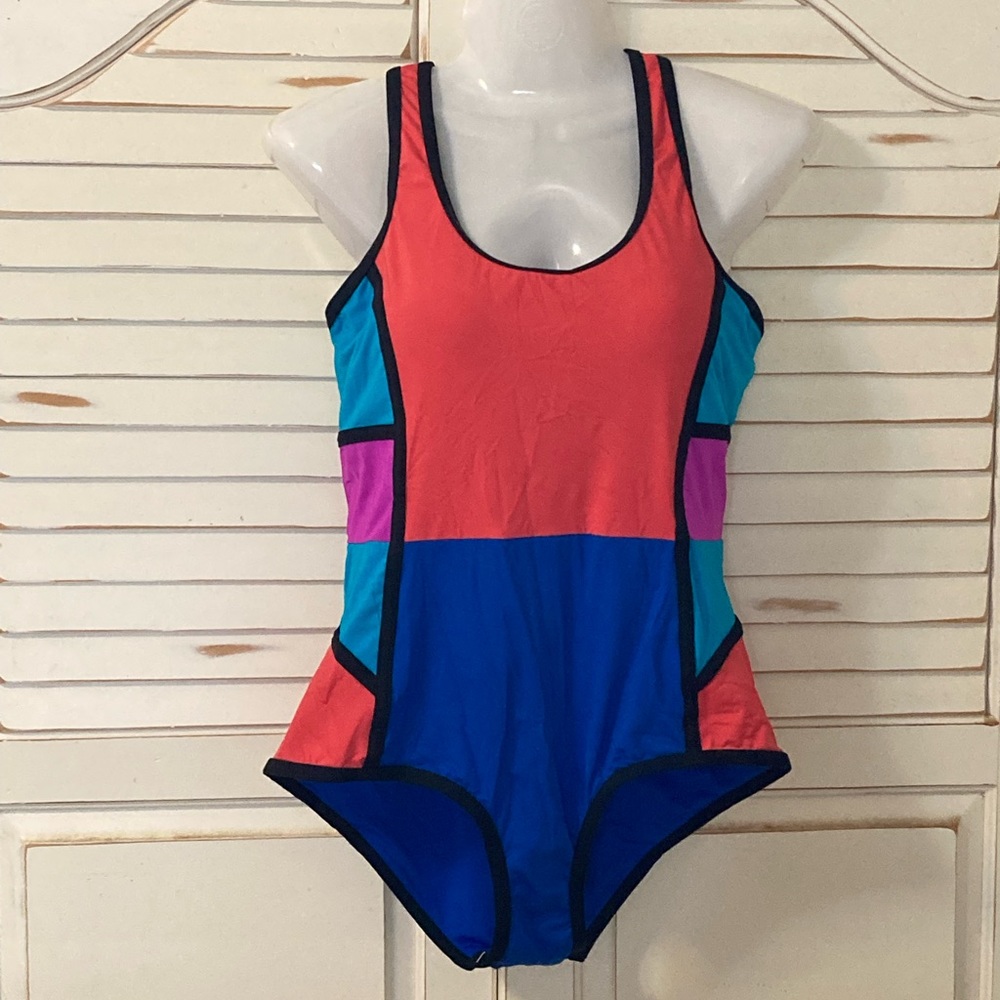 Jantzen Sport One Piece Swimsuit Women’s Small - NWT